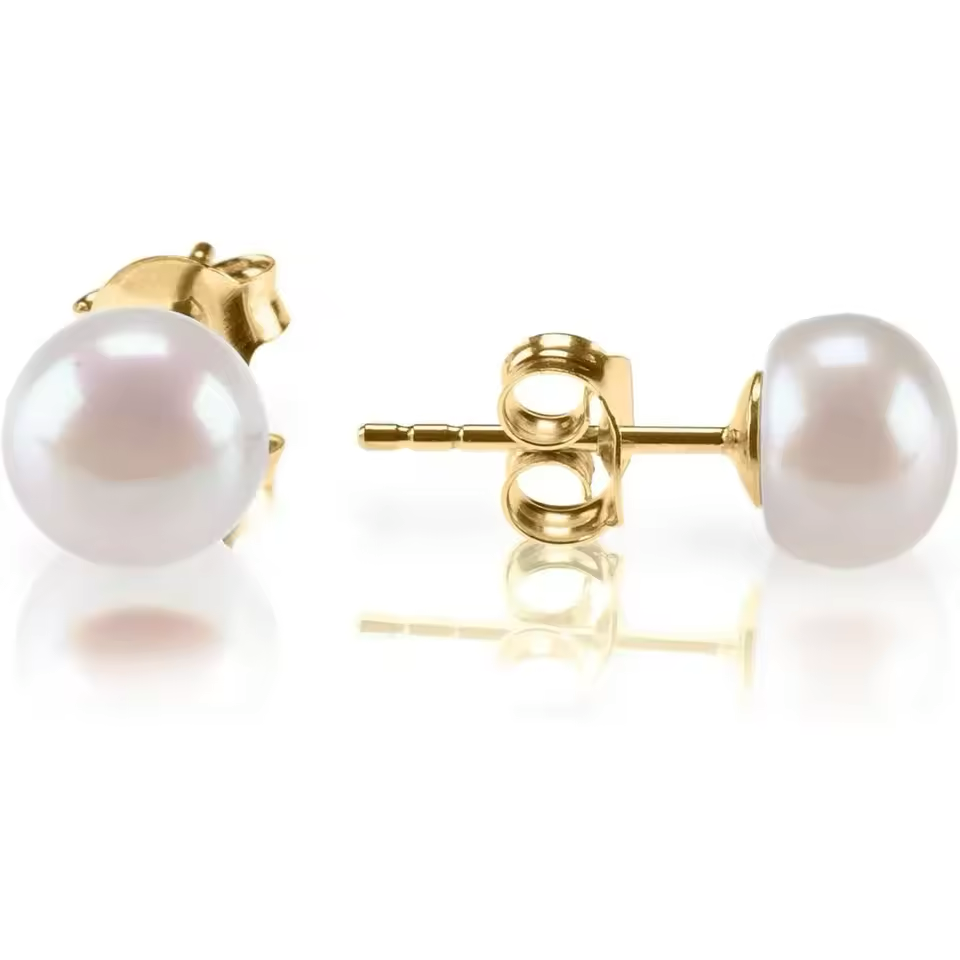 Timeless Pearl Stud Earrings